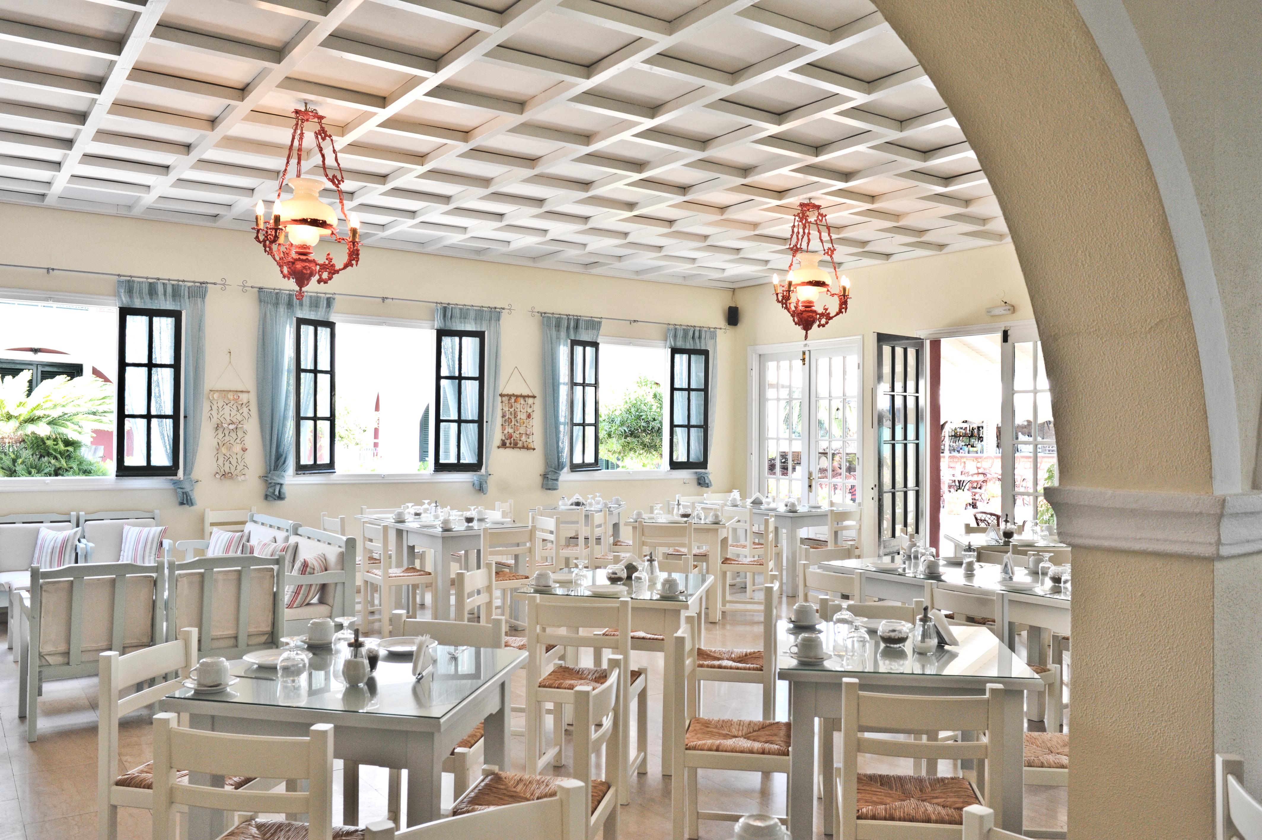 Iliada Beach Hotel Gouvia Esterno foto
